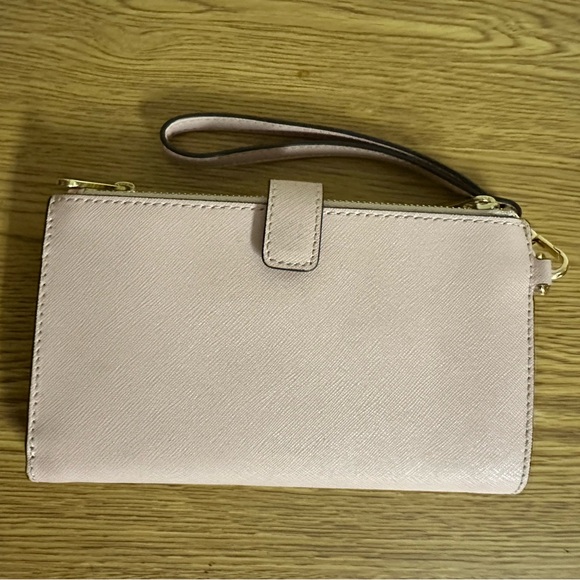 Michael Kors Phone Wristlet - Picture 4 of 4